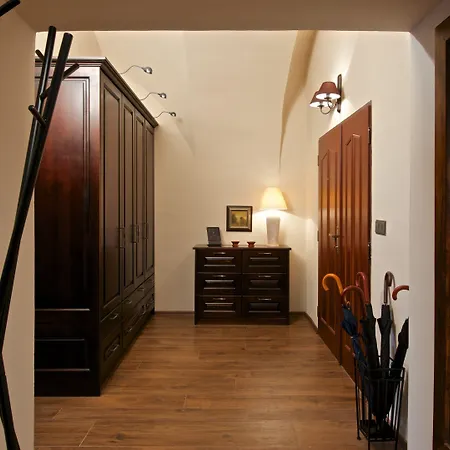 Redfoxapartment דירה
